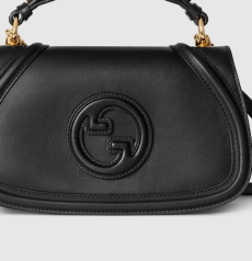 GUCCI グッチ Blondie ブロンディ ミディアム ブラックスムースレザー 丸エンボスダブル G ロゴ チェーンショルダー